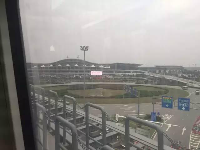 长沙磁浮快线首次全线试跑 最高速度近100km/h