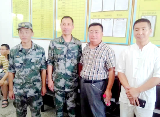 情系国防谱心曲 ---李法明刘金花夫妻支持儿子在部队建功立业的事