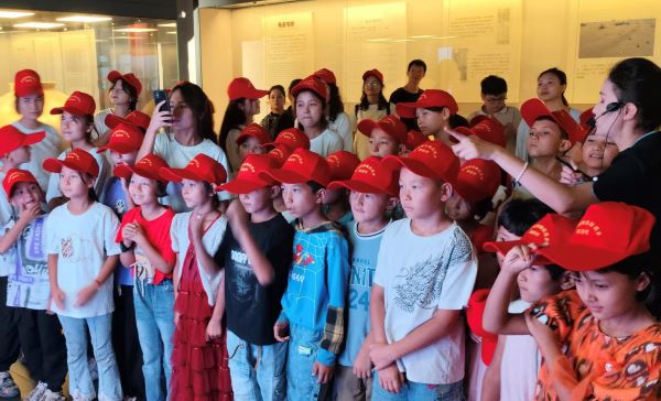 09021725260791936565.jpg 79de58727cb681c70962ab43dc2ad0e.jpg