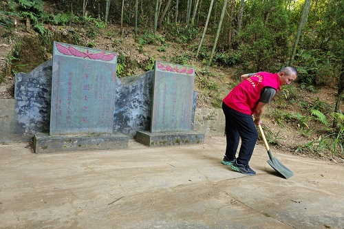 09271727410403927823.png 444.png