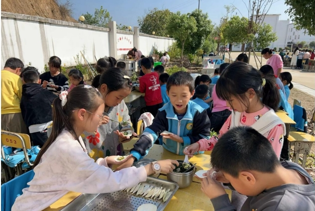 10241729762245881552.png screenshot-1729762204146.png