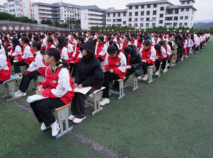 12111733885310735500.png screenshot-1733885270324.png