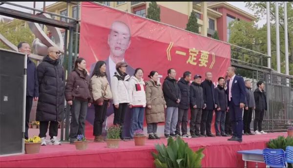 02281740744050957536.jpg 1227F18D6124F81195369C23A8574036.jpg