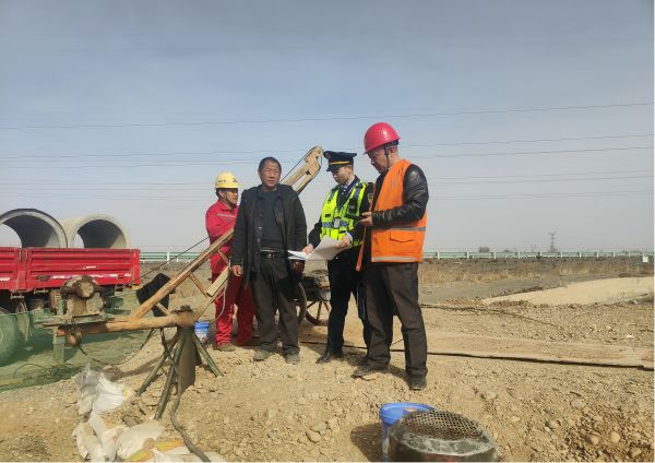 03111741697238490477.jpg 62DE0435@586C7133.FE17D067.jpg