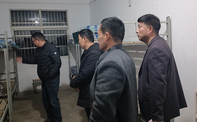 屏幕截图 2025-03-12 195316.png