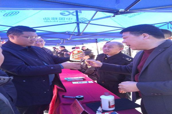 03141741944321862639.jpg 消费3.jpg