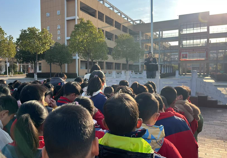 屏幕截图 2025-03-17 192315.png