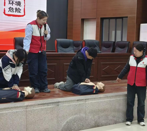 屏幕截图 2025-03-28 223333.png