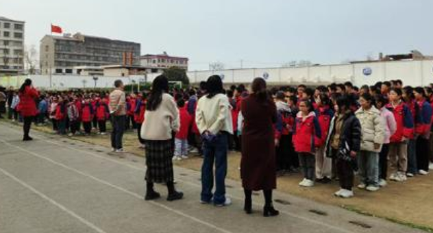 屏幕截图 2025-03-31 201151.png