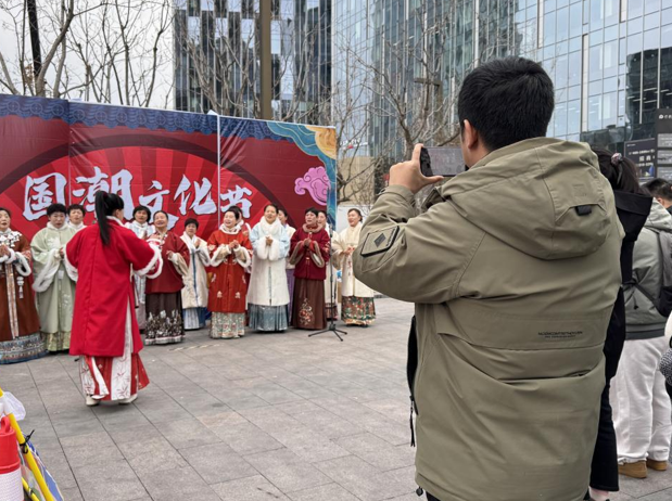 屏幕截图 2025-04-01 180234.png