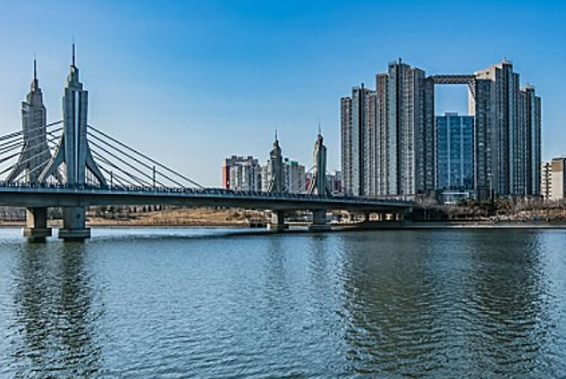 屏幕截图 2025-04-02 190712.png