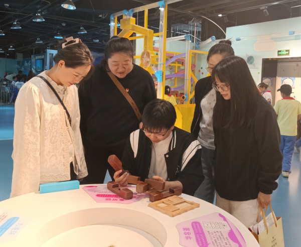 屏幕截图 2025-04-21 160530.png