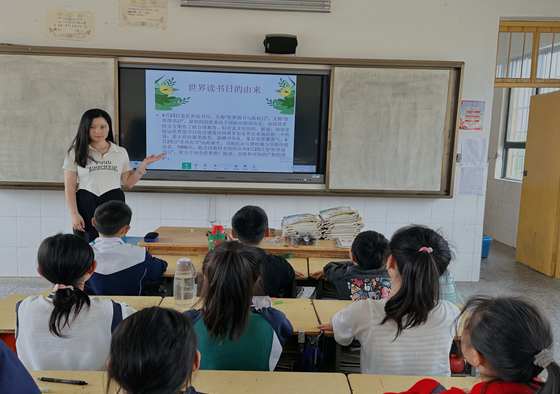 屏幕截图 2025-04-22 204447.png