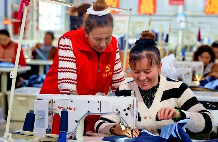 屏幕截图 2025-04-22 215236.png