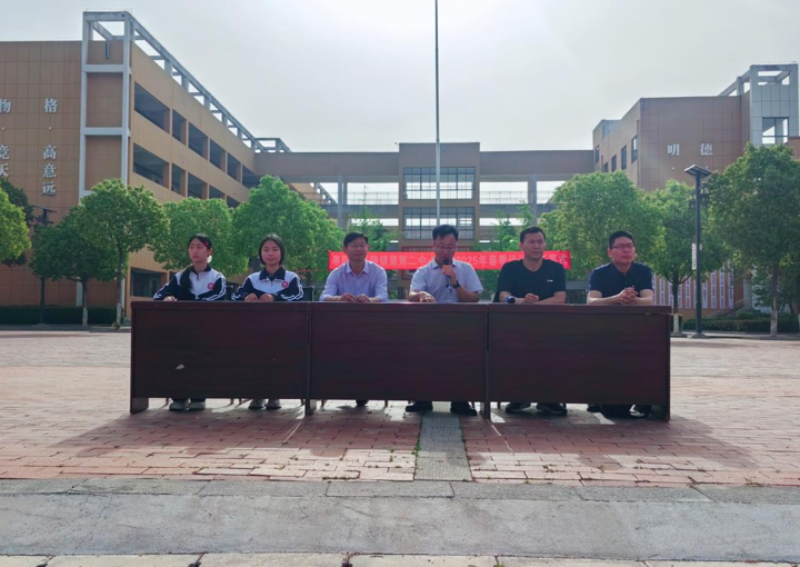 屏幕截图 2025-04-23 155720.png