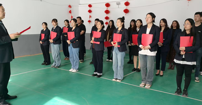 屏幕截图 2025-04-23 161352.png