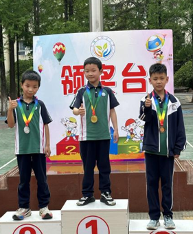 屏幕截图 2025-04-25 191038.png