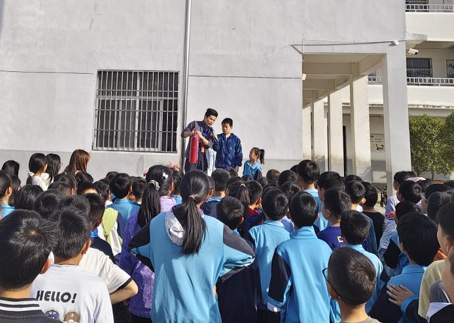 屏幕截图 2025-04-27 213904.png