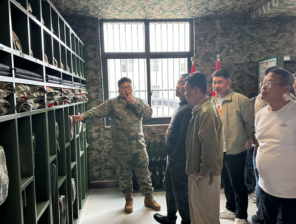 屏幕截图 2025-04-28 210627.png