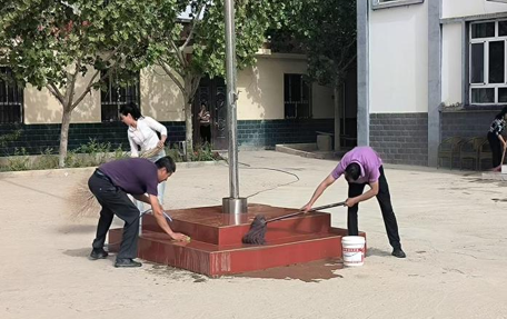 屏幕截图 2025-05-06 210546.png