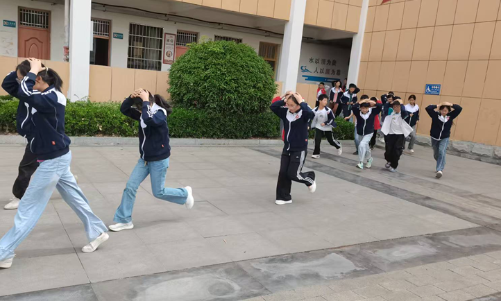 屏幕截图 2025-05-07 184748.png