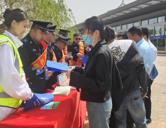 屏幕截图 2025-05-07 190354.png