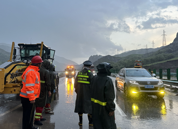 屏幕截图 2025-05-12 223450.png