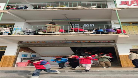 05131747066005431692.png 屏幕截图 2025-05-13 000553.png