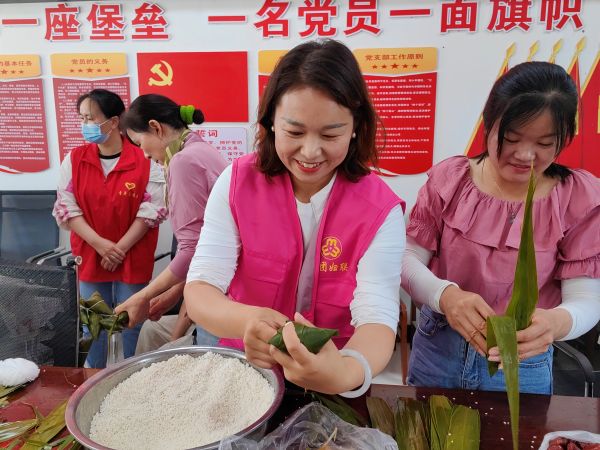 05281748432476659508.jpg 7fde9c4baa669d3108e46efff081a86.jpg