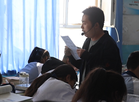 屏幕截图 2025-06-05 232132.png