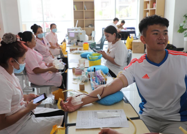 屏幕截图 2025-06-16 194344.png