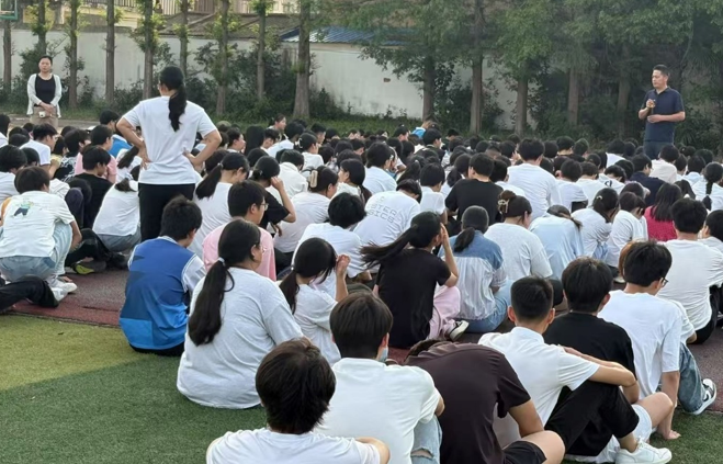 屏幕截图 2025-06-17 184049.png