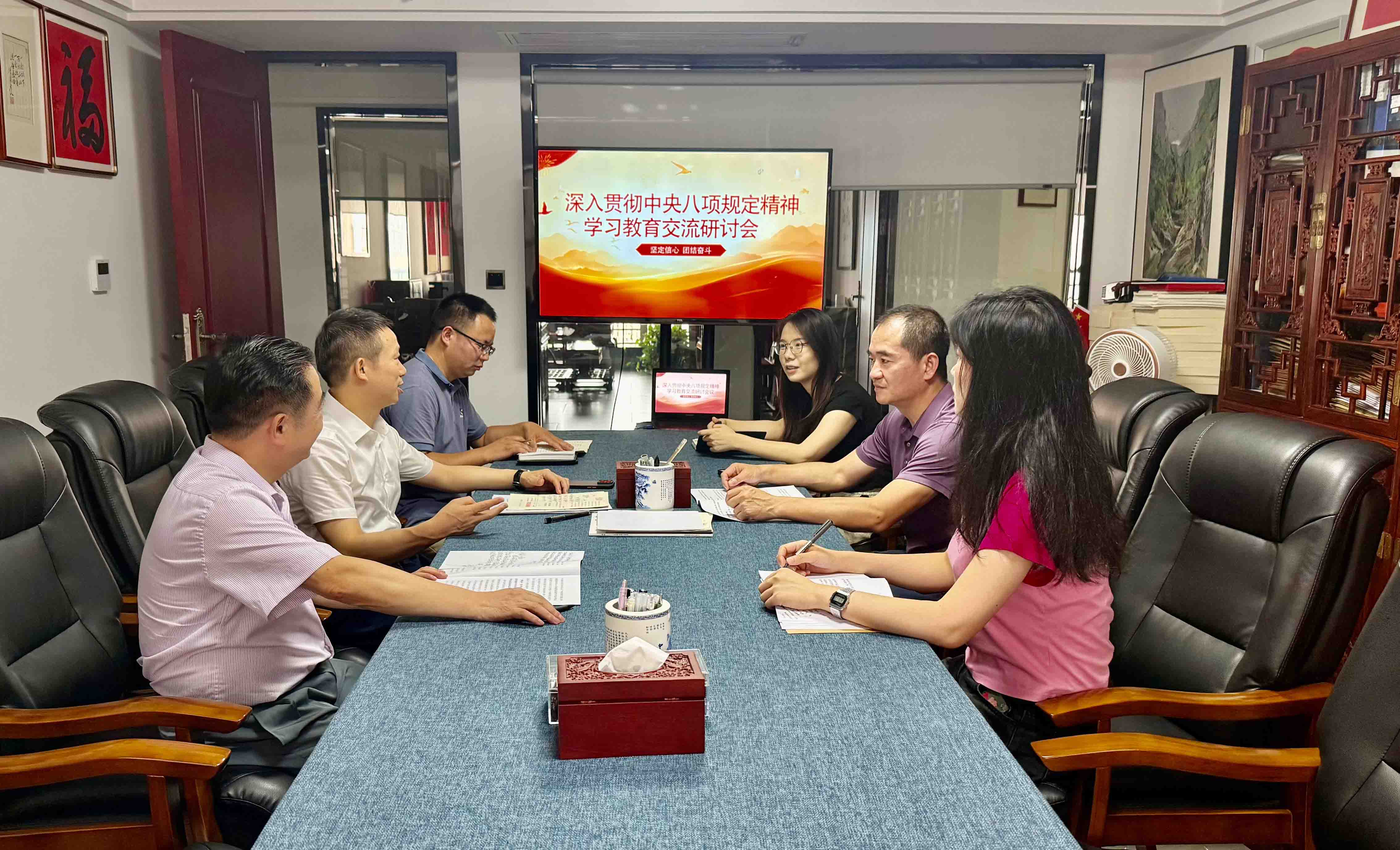 06181750237162563260.jpg 9e7e873820a27d89b463f10c12f10840.jpg