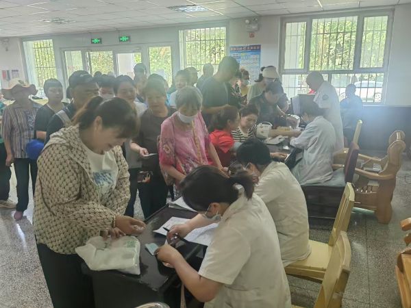 07181752841477132982.jpg 体检现场。帕提古丽 摄.jpg