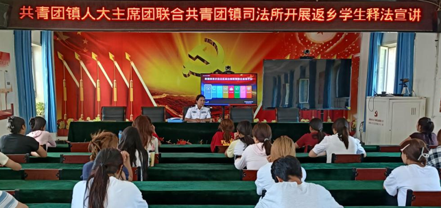 屏幕截图 2025-07-23 200806.png