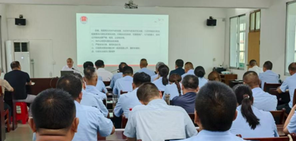 屏幕截图 2025-08-05 221622.png