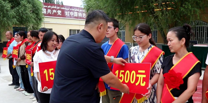 屏幕截图 2025-08-25 190050.png