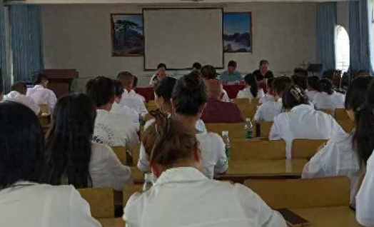 屏幕截图 2025-09-11 183536.png