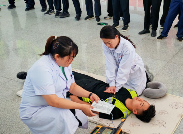 屏幕截图 2025-09-25 192800.png