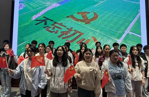 屏幕截图 2025-09-26 192030.png