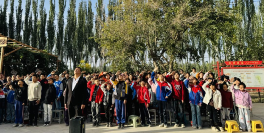 屏幕截图 2025-10-08 191453.png