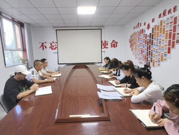 屏幕截图 2025-10-09 185959.png