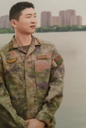 屏幕截图 2025-10-17 201651.png