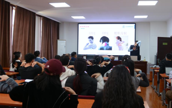 屏幕截图 2025-10-20 193655.png