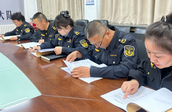 屏幕截图 2025-10-21 193940.png