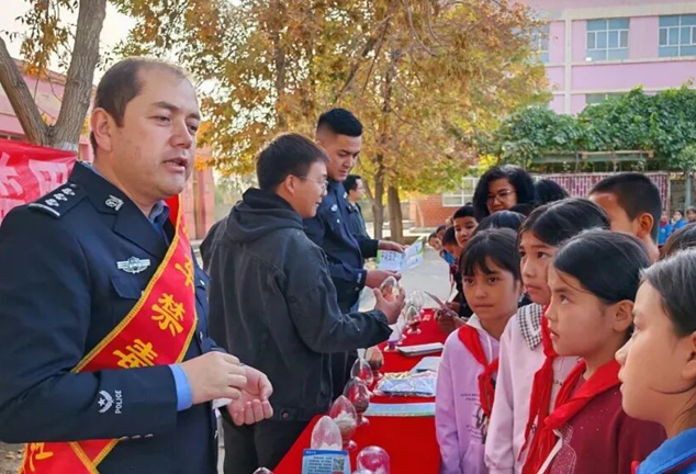 屏幕截图 2025-10-21 194850.png