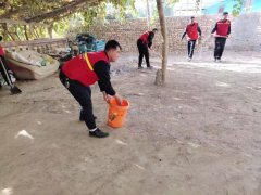 党团志愿暖民心 警民同心谱和谐