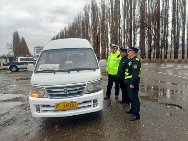 10291761743416418872.png 图二、开展联合执法.png