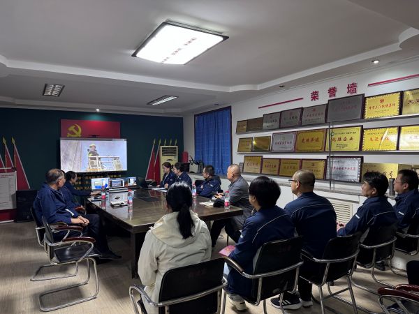 11041762247513400721.jpg 筑牢消防安全防线 天筑白杨预拌砼公司开展消防宣传月主题活动.jpg