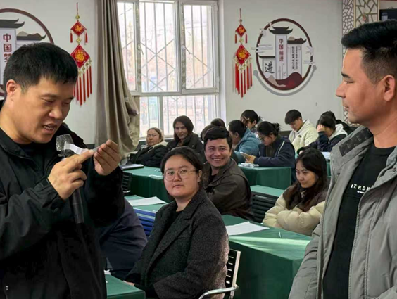 屏幕截图 2025-11-21 183650.png